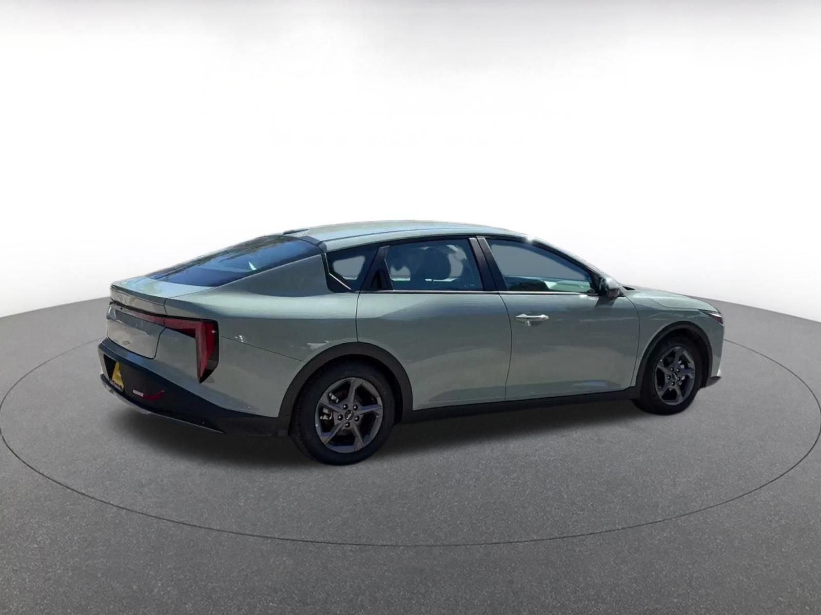 Used 2026 Kia K4 FWD image 13
