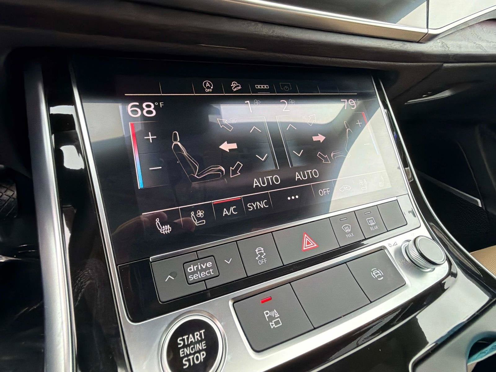 Used 2025 Audi Q8 Premium Plus AWD/4WD image 24