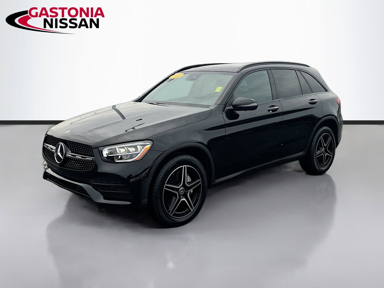 Used 2022 Mercedes-Benz GLC 300 image 3
