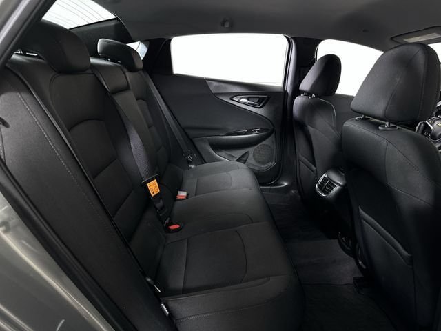 Used 2018 Chevrolet Malibu LT FWD image 28