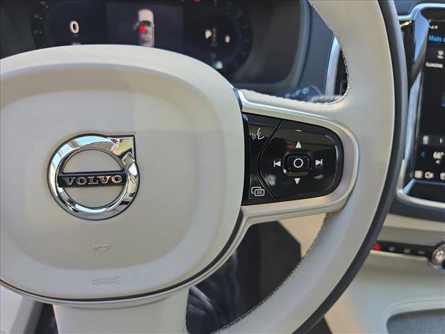 Used 2025 Volvo XC90 B6 Plus w/ Protection Package Premier AWD/4WD image 19