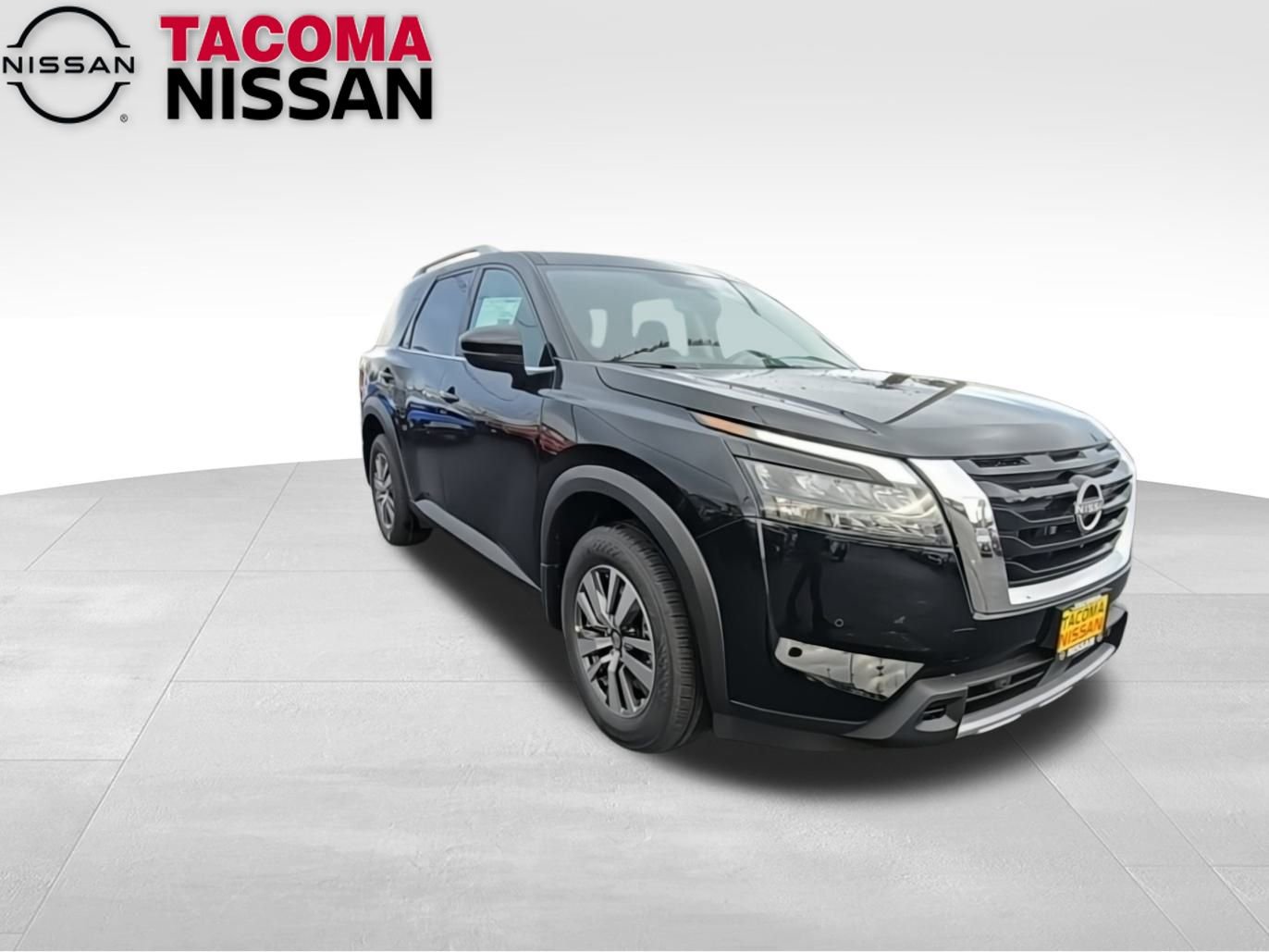 New 2025 Nissan Pathfinder SL image 2