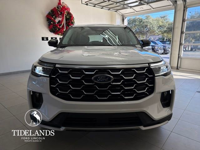 New 2026 Ford Explorer Platinum w/ LUX Leather Package image 3