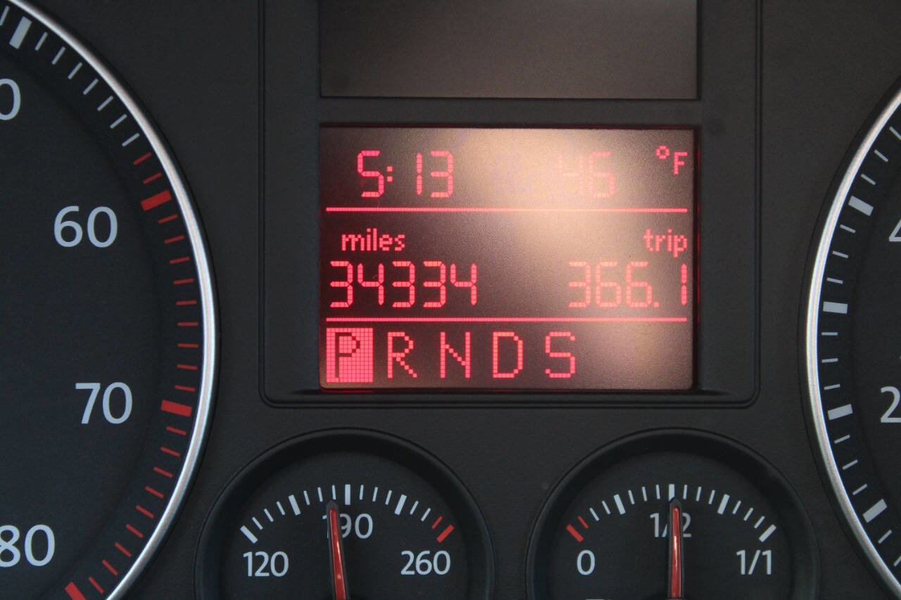 Used 2006 Volkswagen Jetta Value Edition image 36