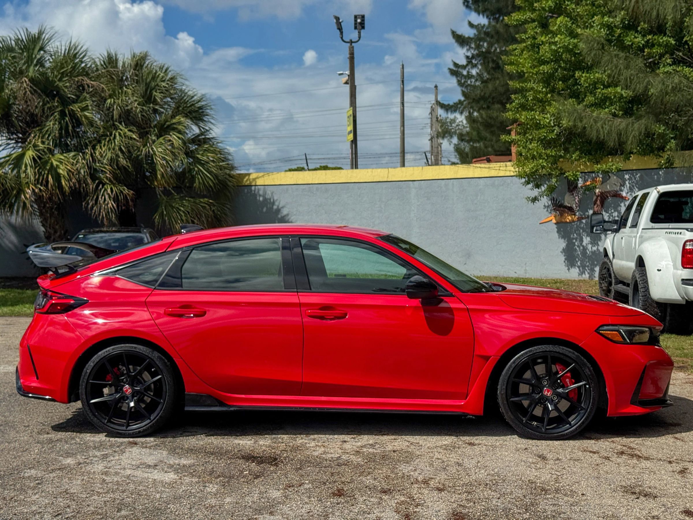 Used 2023 Honda Civic Type R image 7