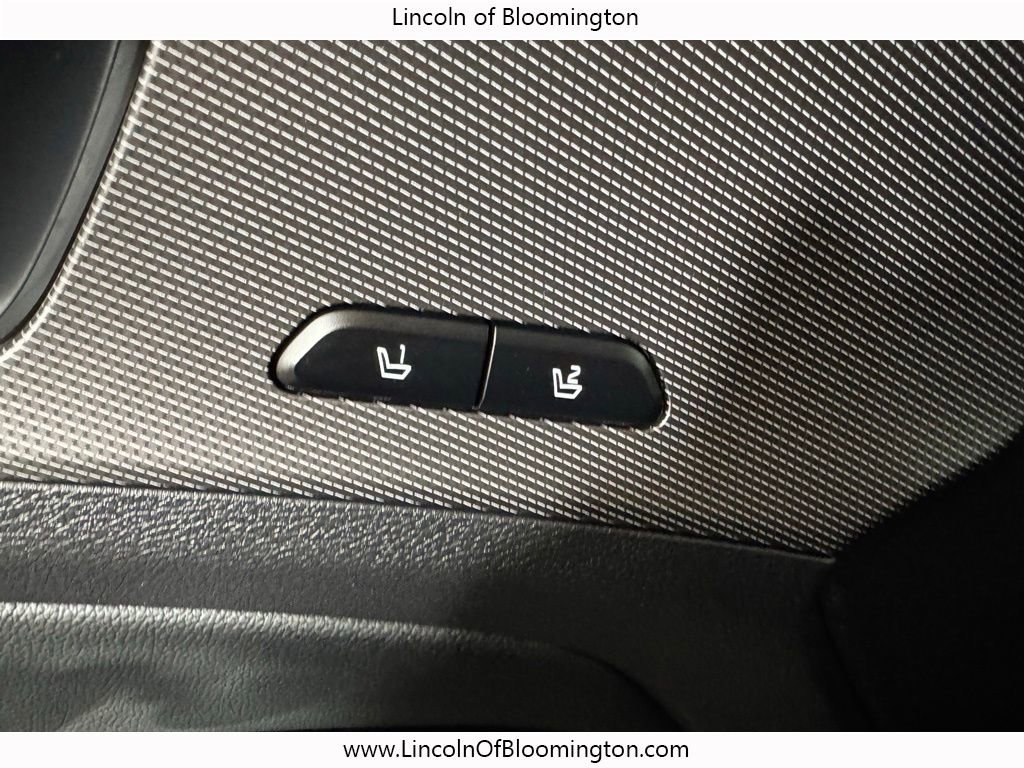 Used 2025 Kia Sportage SX Prestige image 36