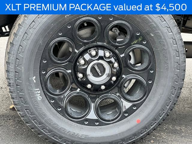 New 2026 Ford F250 XLT w/ XLT Premium Package image 8