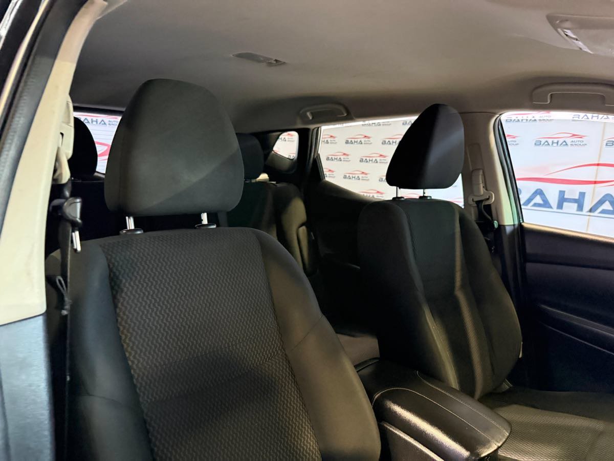Used 2021 Nissan Rogue Sport S FWD image 43