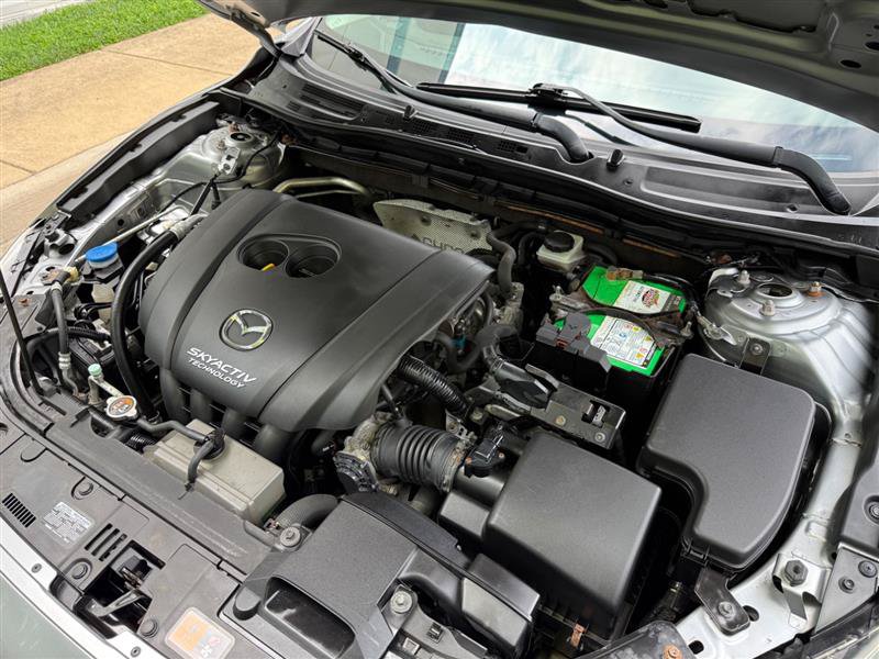 Used 2014 MAZDA MAZDA3 i Touring w/ Technology Package FWD image 45