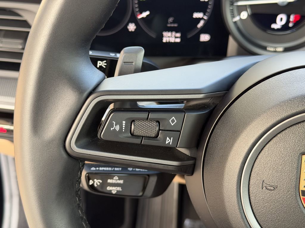 Used 2020 Porsche 911 Carrera image 35