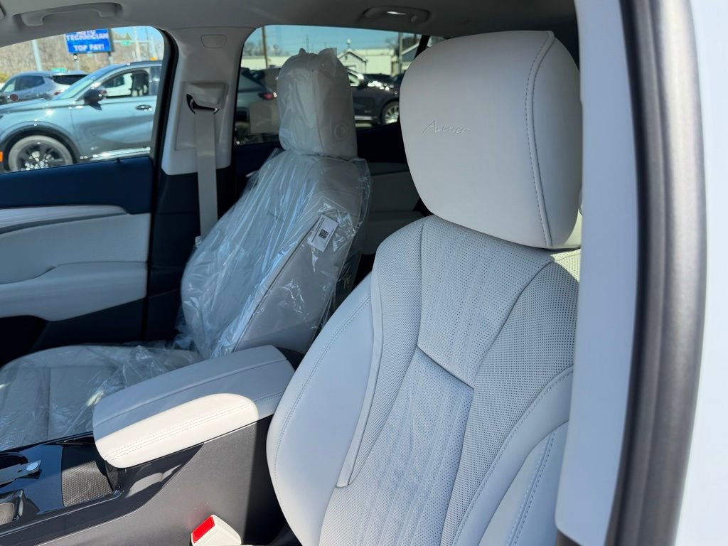 New 2026 Buick Envision Avenir AWD/4WD image 14