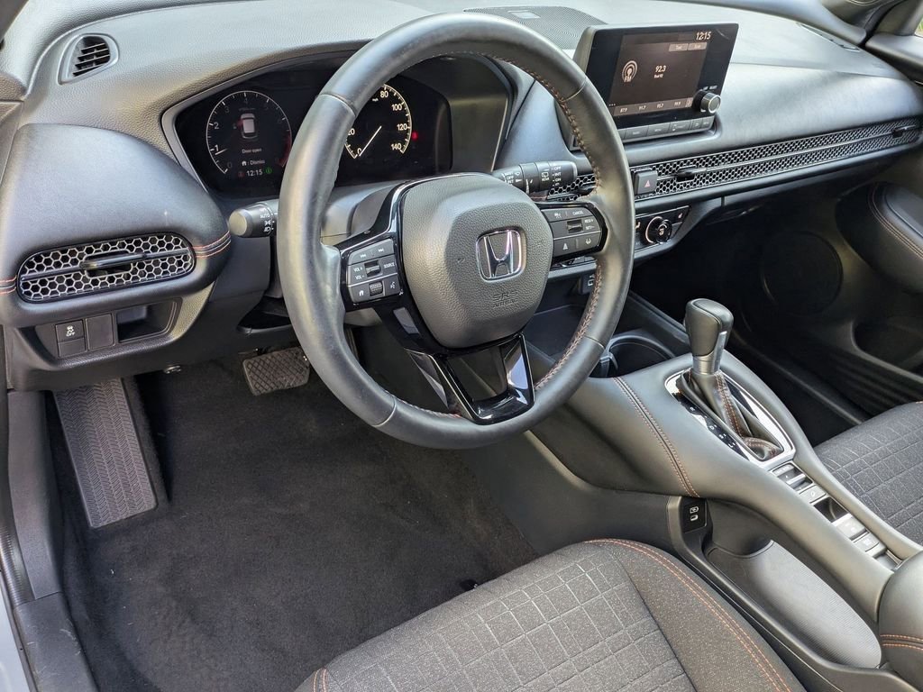 Used 2024 Honda HR-V Sport image 5