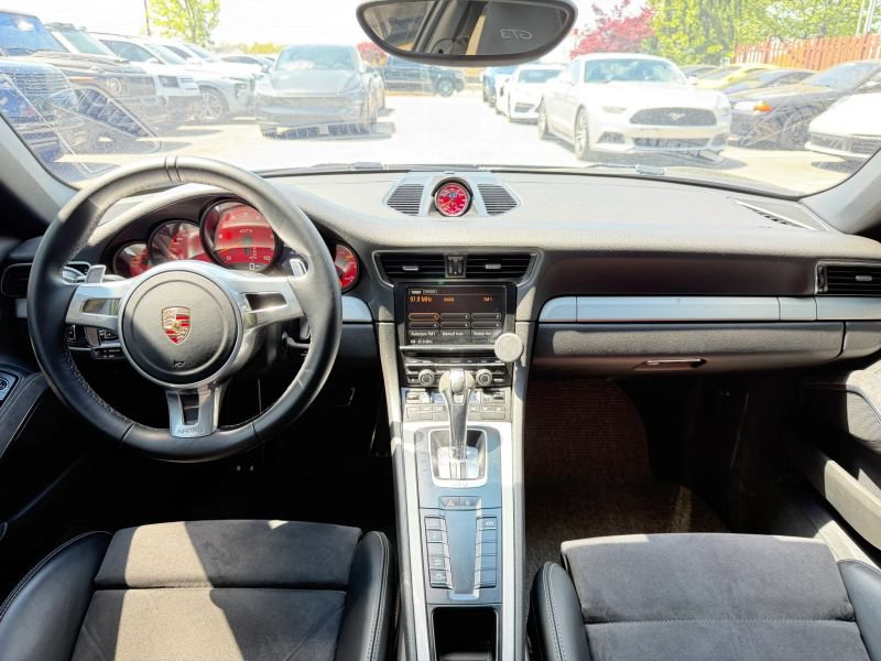 Used 2014 Porsche 911 GT3 RWD image 16