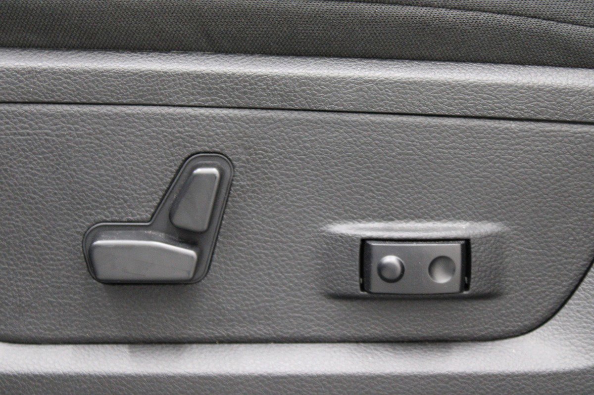 Used 2025 RAM 2500 Big Horn image 15