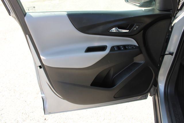 Used 2024 Chevrolet Equinox LS w/ LS Convenience Package FWD image 12