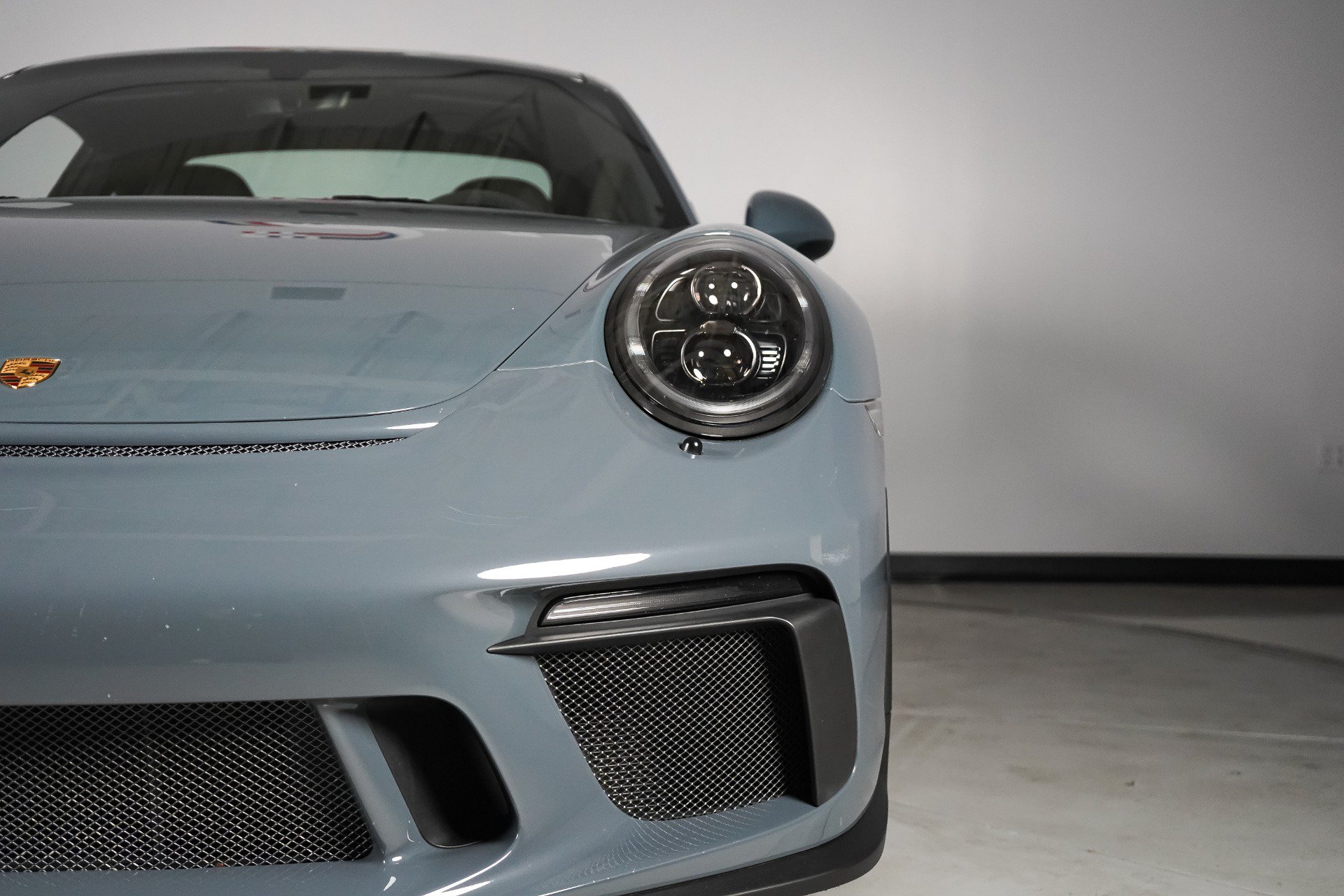 Used 2018 Porsche 911 GT3 RWD image 53