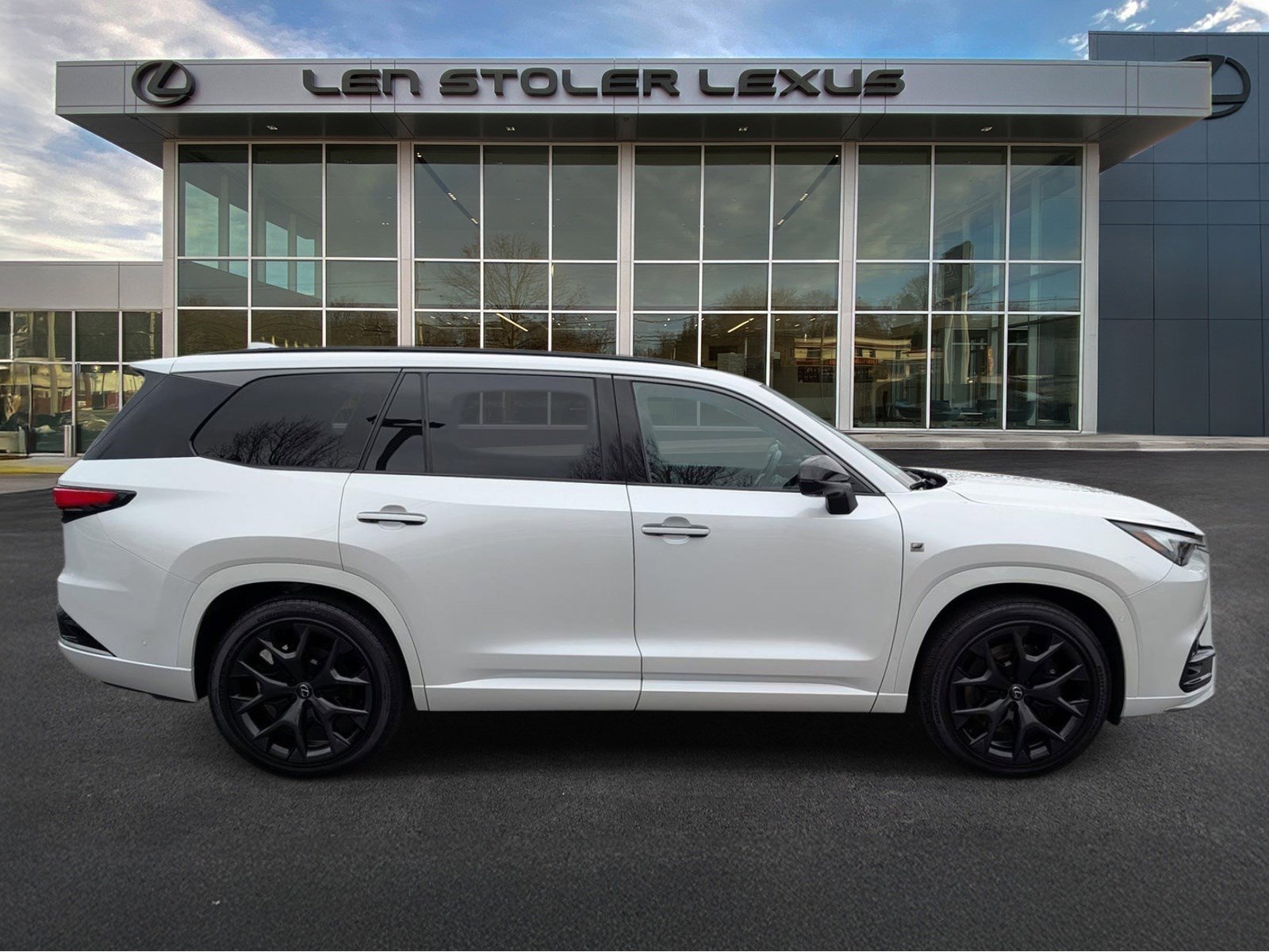 Certified 2024 Lexus TX 500h AWD w/ Technology Package video 2