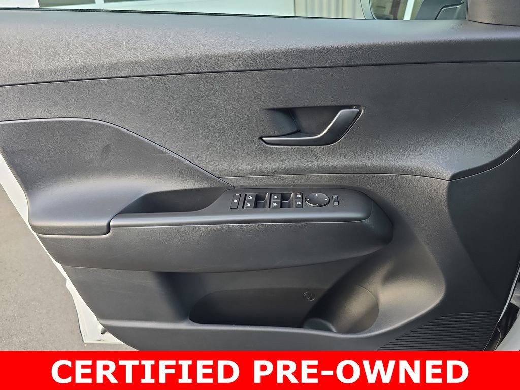 Used 2024 Hyundai Kona SEL w/ Convenience Package image 27