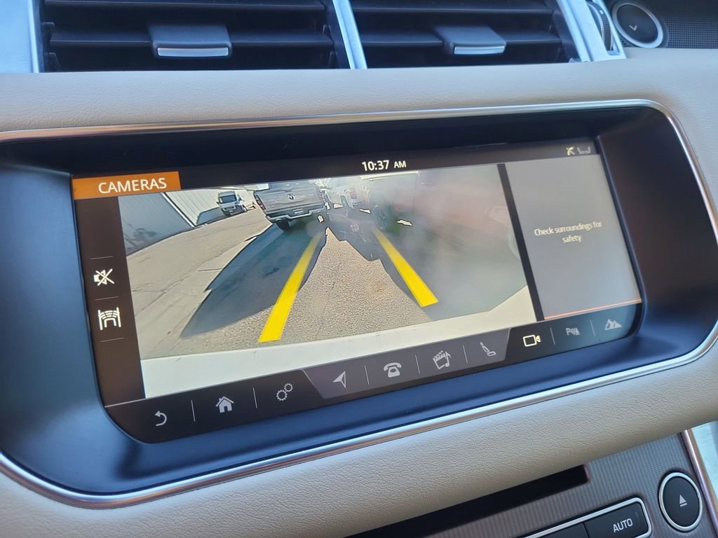 Used 2017 Land Rover Range Rover Sport HSE image 18