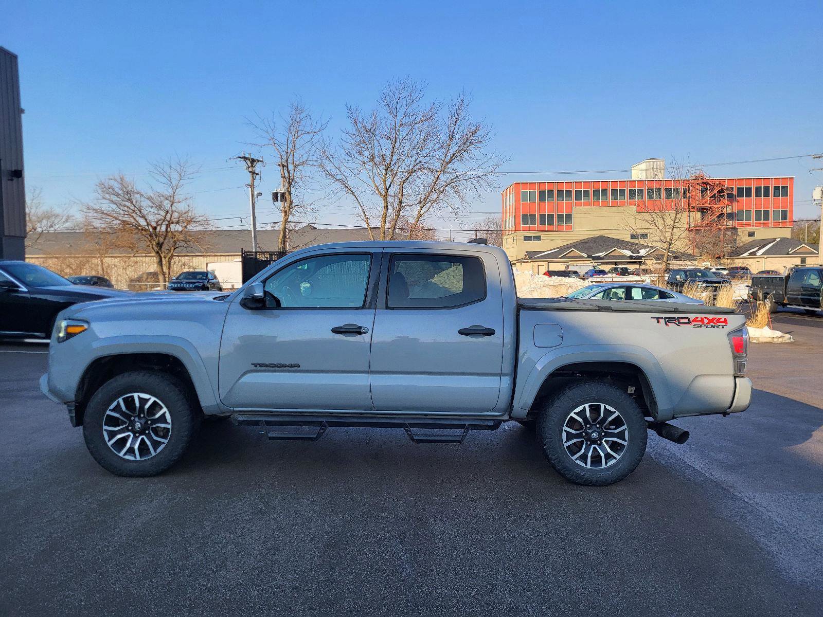 Used 2020 Toyota Tacoma TRD Sport image 6