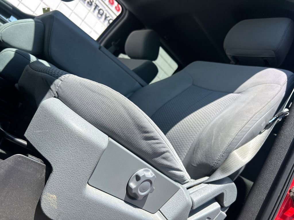 Used 2014 Ford F150 XLT RWD image 9