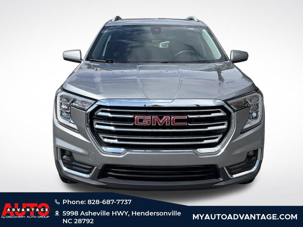 Used 2024 GMC Terrain SLT AWD/4WD image 6