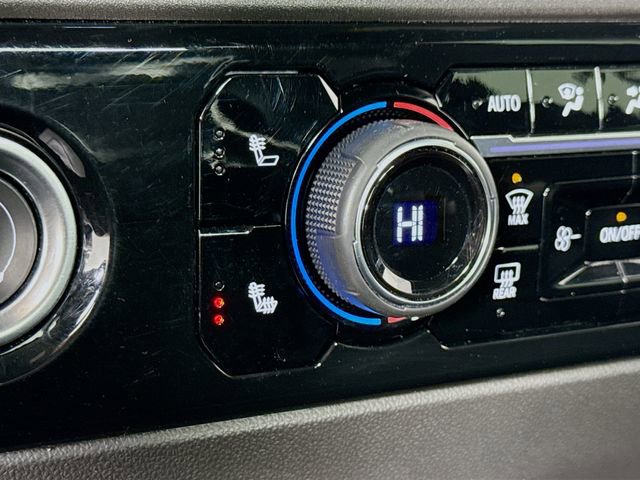 Used 2024 Chevrolet Silverado 1500 LT image 20