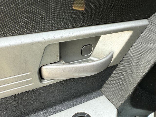 Used 2009 Chrysler Sebring LX image 14