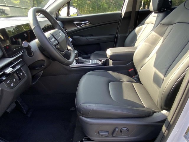 New 2026 Kia Sportage EX w/ EX Panorama Roof Package image 13