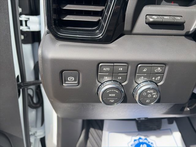 New 2026 GMC Sierra 2500 AT4 w/ AT4 Premium Plus Package image 19