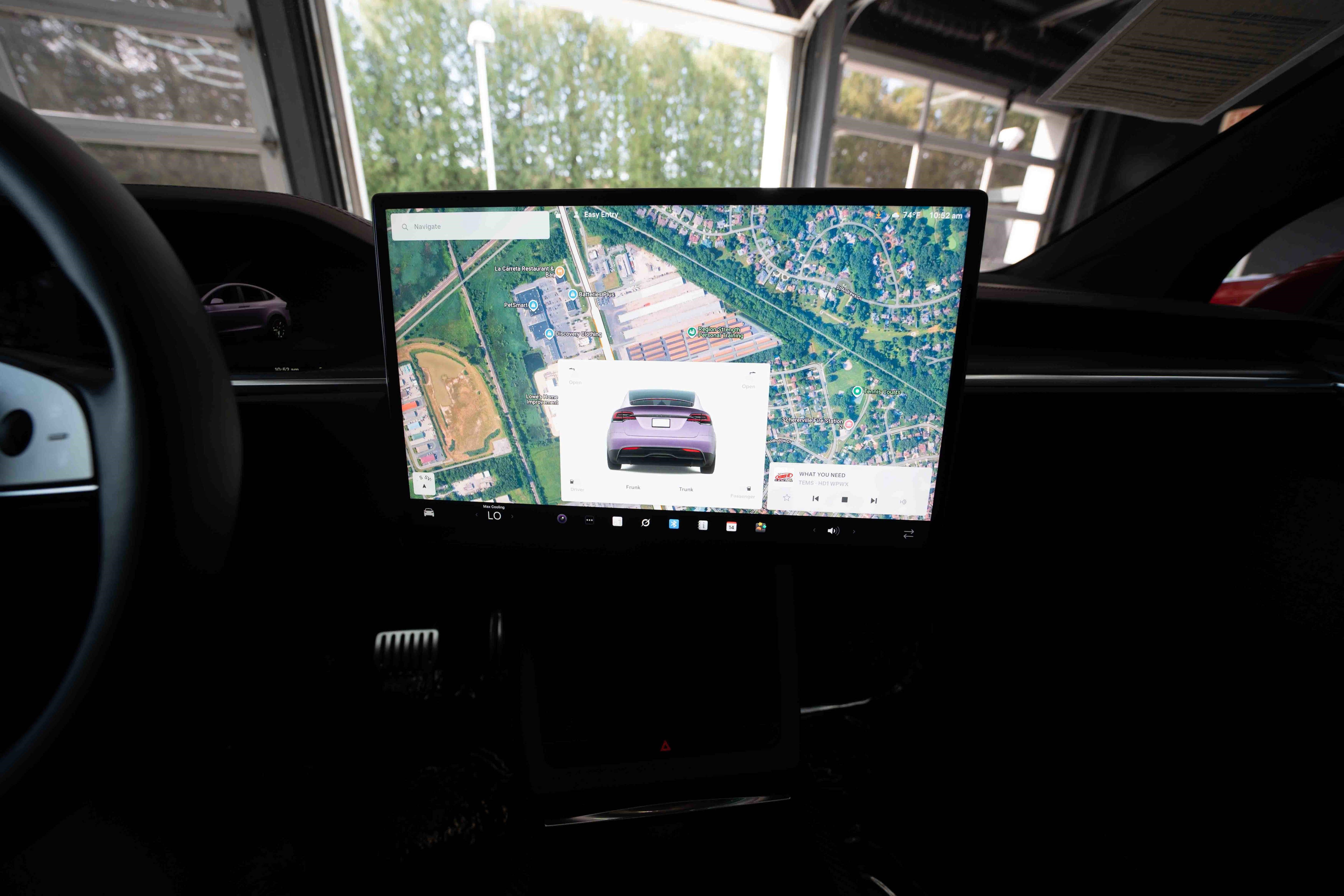 Used 2023 Tesla Model X Plaid image 16