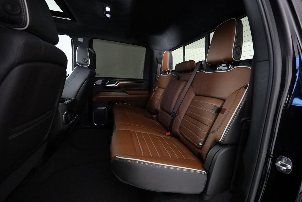 Used 2024 GMC Sierra 3500 Denali Ultimate image 14