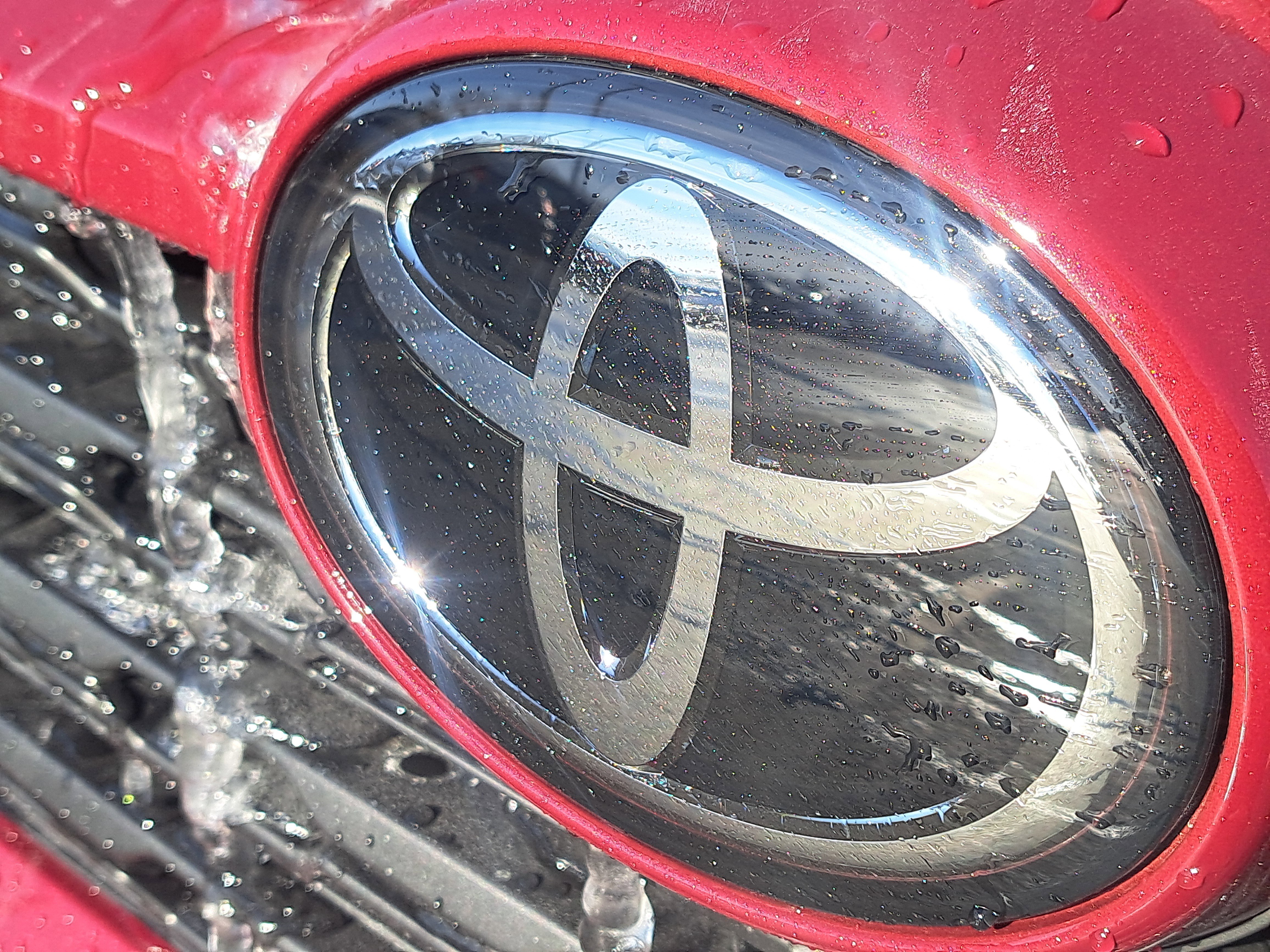 New 2025 Toyota RAV4 XLE w/ Convenience Package image 9