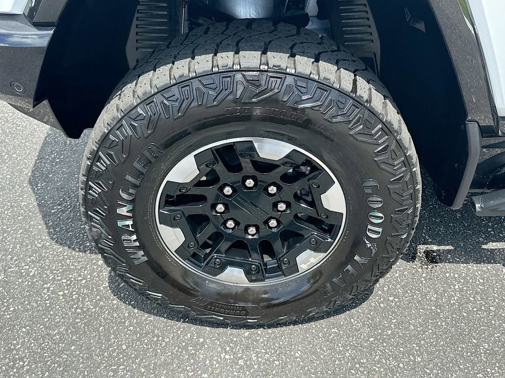 Certified 2022 GMC Hummer EV Edition 1 w/ LPO, Illumination Package AWD/4WD image 30