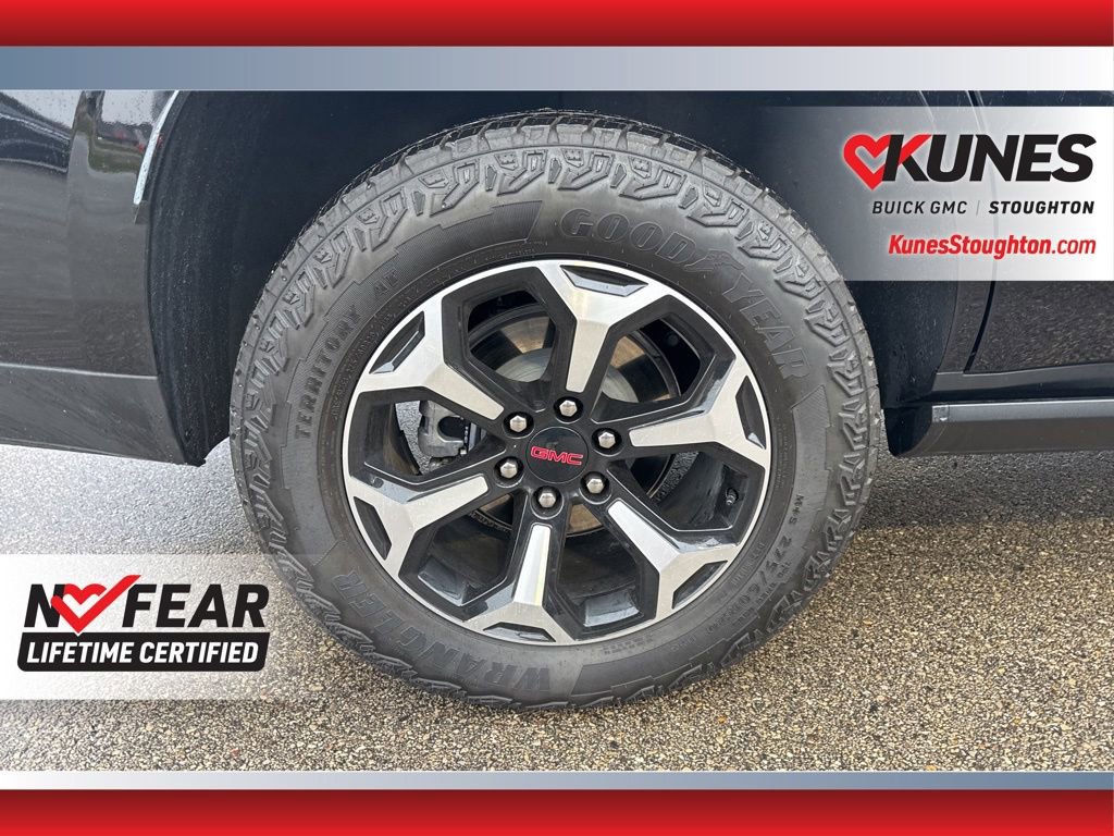 Used 2025 GMC Yukon AT4 image 14
