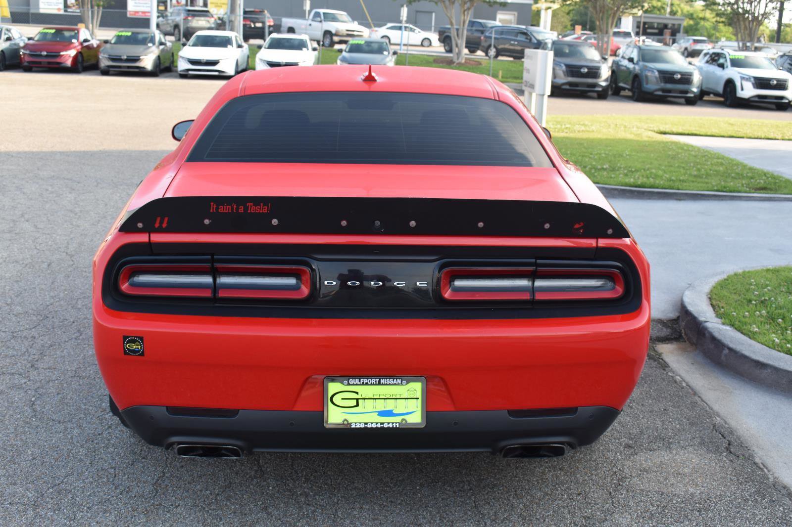Used 2019 Dodge Challenger R/T Scat Pack w/ Widebody Package RWD image 8