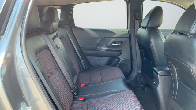 Used 2025 Nissan Kicks SR FWD image 21