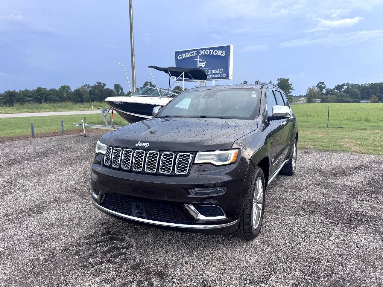 Used 2017 Jeep Grand Cherokee Summit AWD/4WD image 4