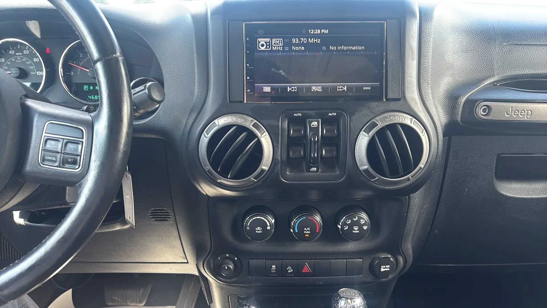 Used 2013 Jeep Wrangler Unlimited Sport AWD/4WD image 26