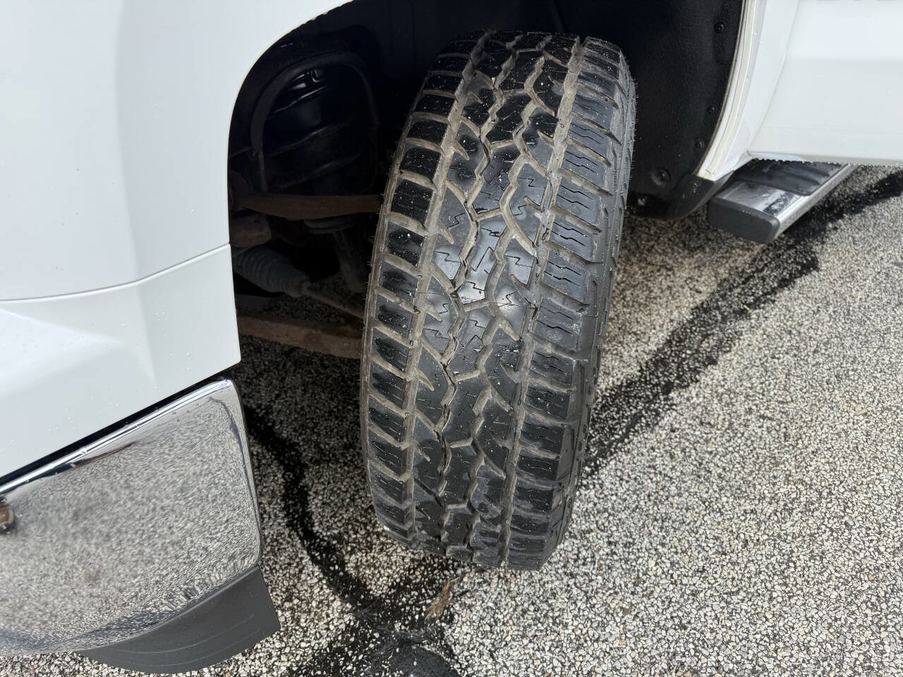 Used 2014 Chevrolet Silverado 1500 LT w/ LT Convenience Package image 12