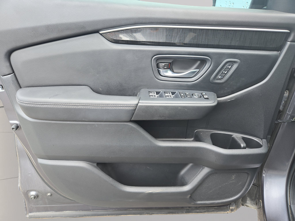 Used 2023 Honda Pilot Elite image 22