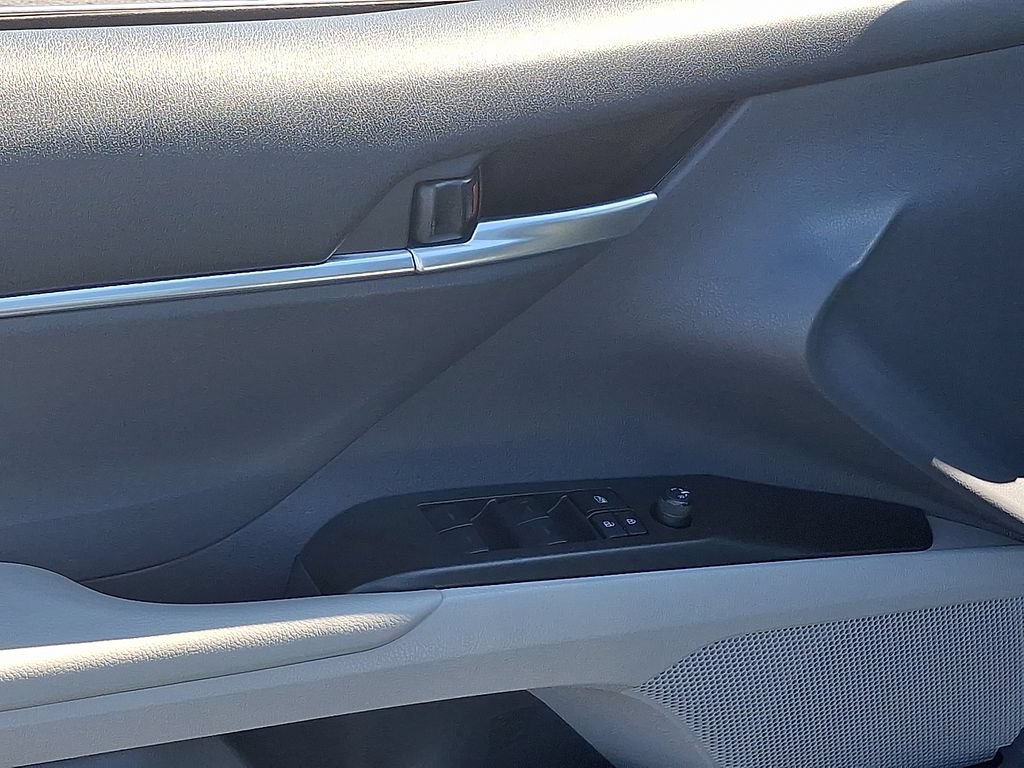 Used 2024 Toyota Camry LE FWD image 13