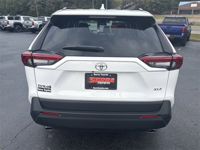 Used 2025 Toyota RAV4 XLE w/ Convenience Package image 12