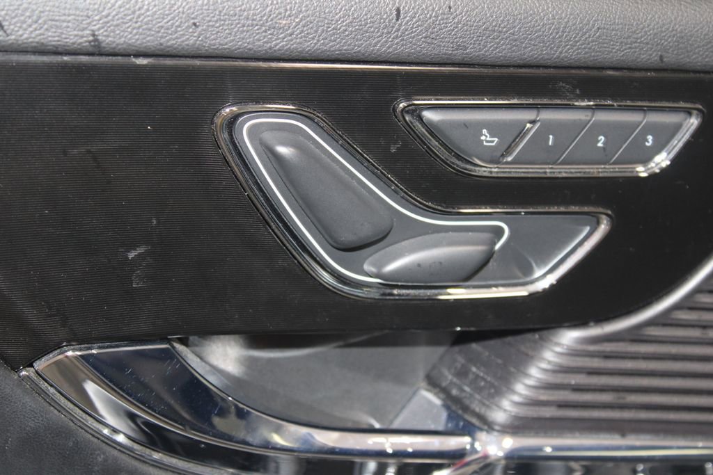 Used 2022 Lincoln Corsair Grand Touring image 17