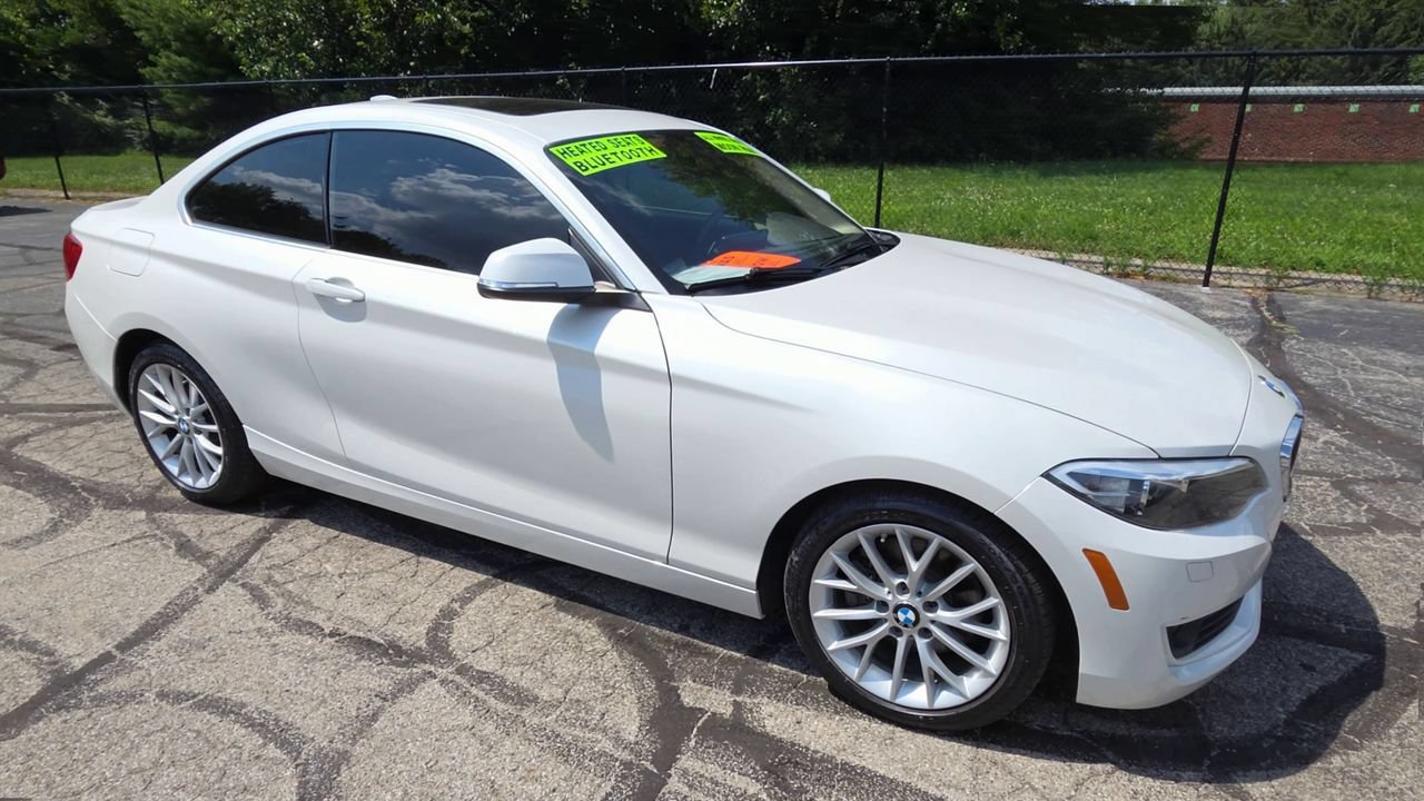 Used 2015 BMW 228i xDrive Coupe AWD/4WD image 2