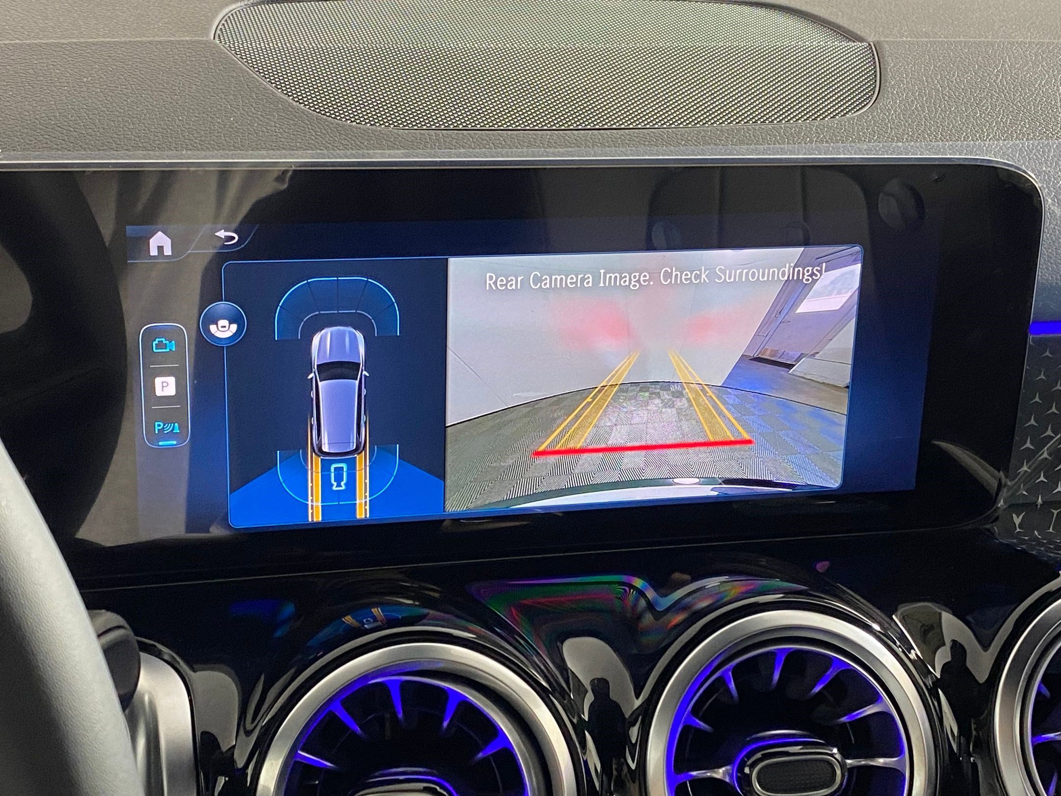 New 2025 Mercedes-Benz GLB 250 4MATIC image 24