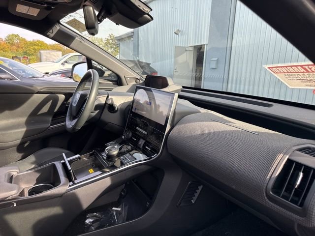 Used 2023 Toyota bZ4X XLE w/ Weather Package image 10