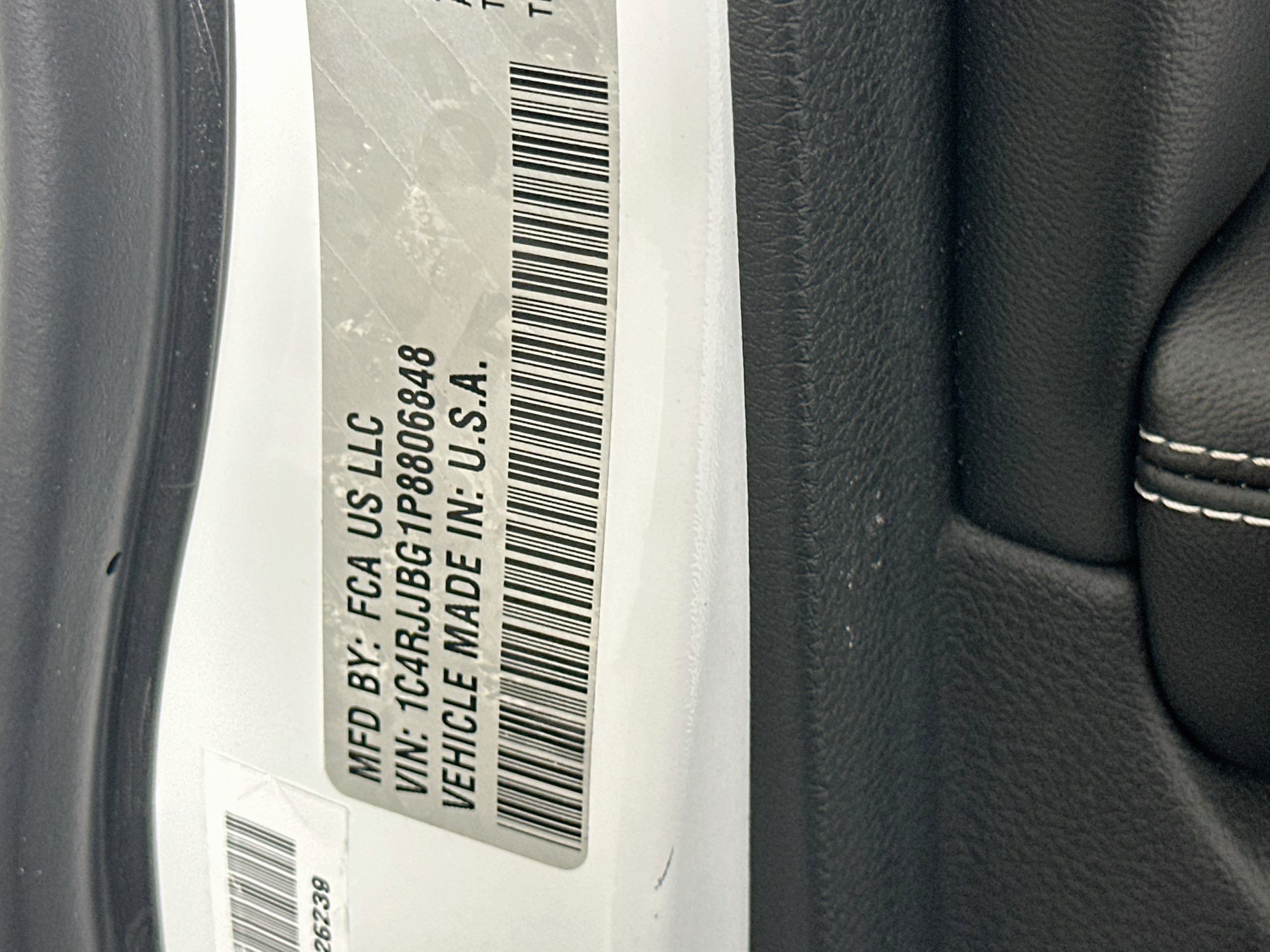 Used 2023 Jeep Grand Cherokee L Limited w/ Luxury Tech Group II RWD image 12