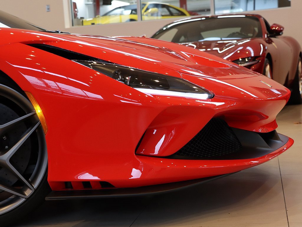 Certified 2023 Ferrari F8 Tributo image 19