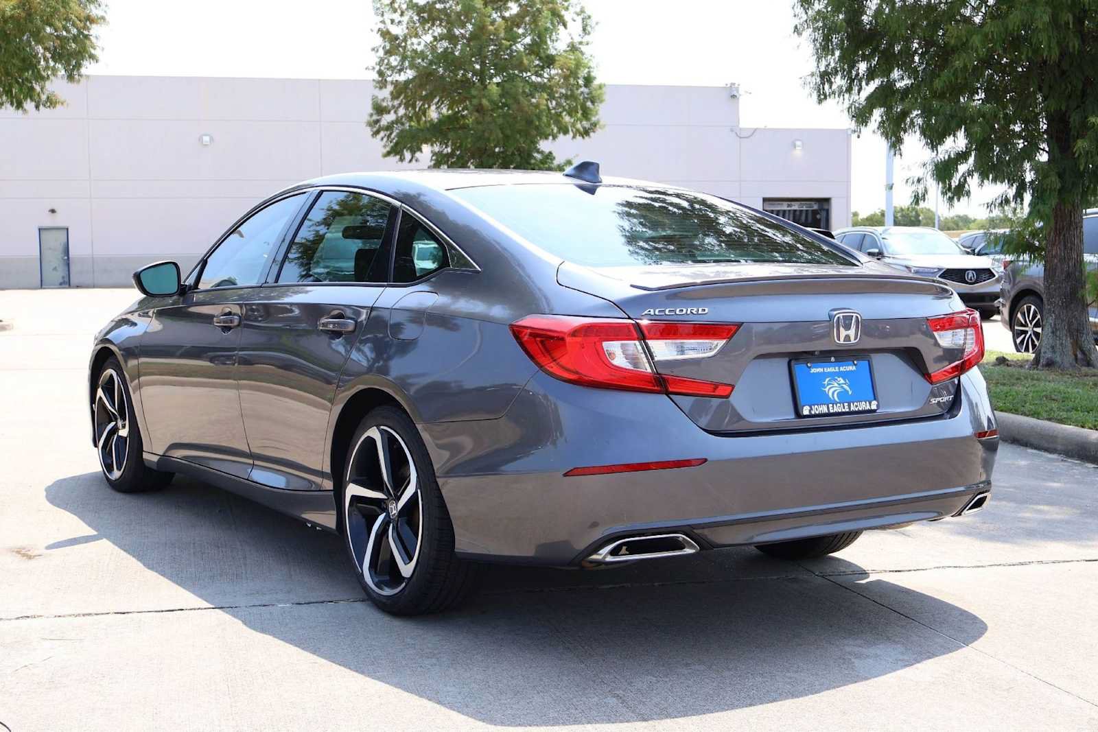 Used 2019 Honda Accord Sport image 4